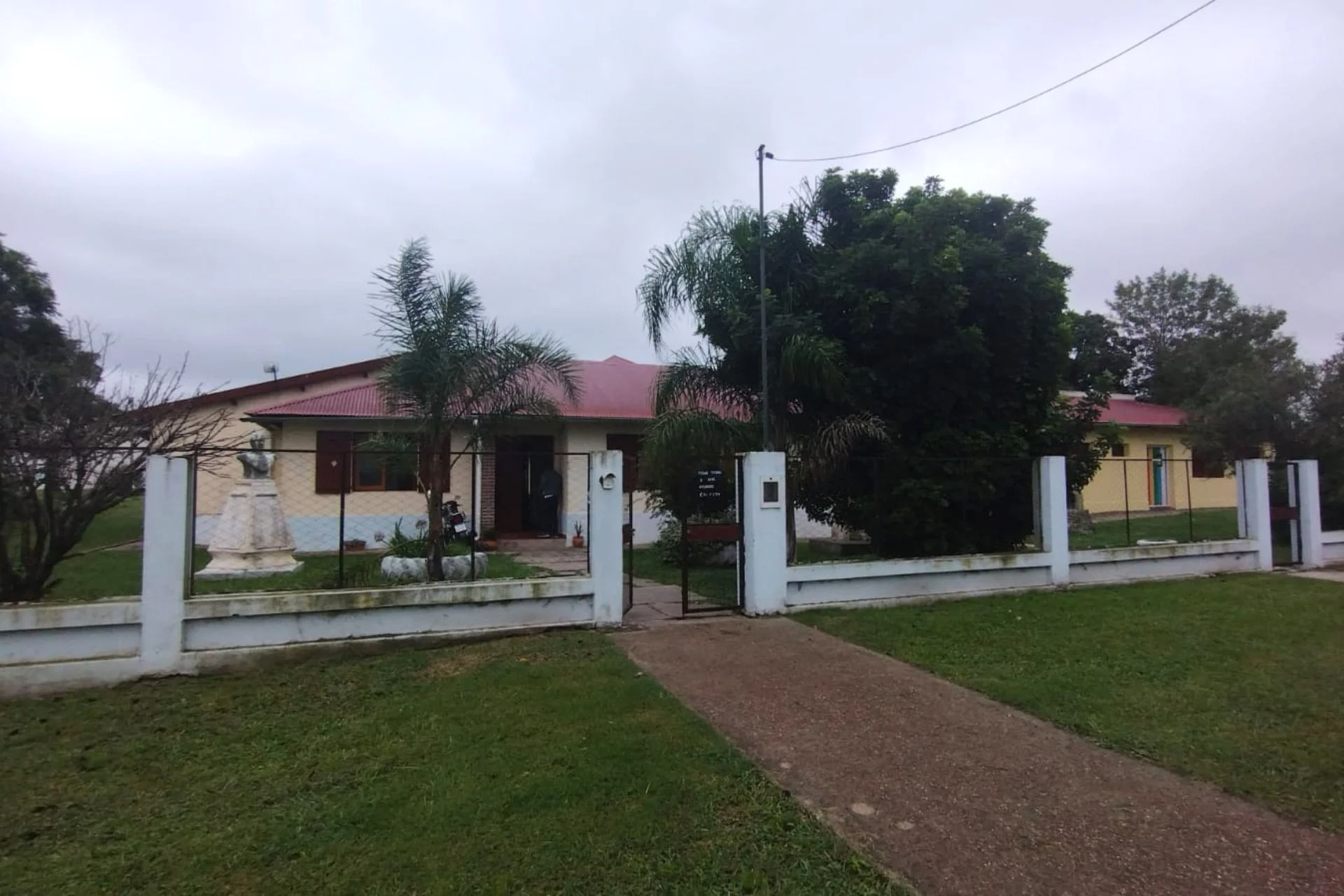 Con obras de accesibilidad y seguridad se intervendrá escuela de Gobernador Etchevehere