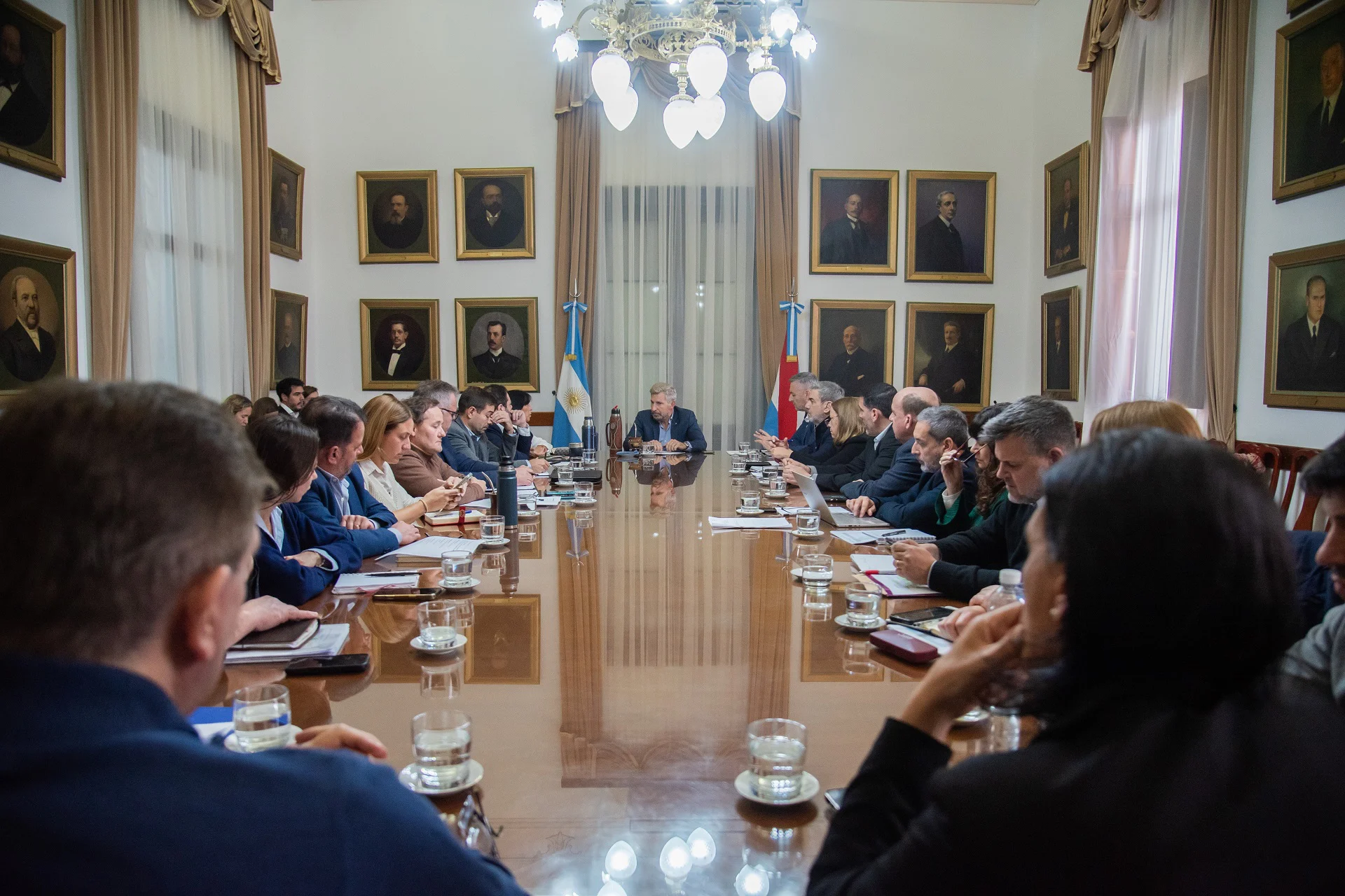 Se abordaron en reunión de gabinete acciones para la contingencia climática y el saneamiento de las cuentas previsionales