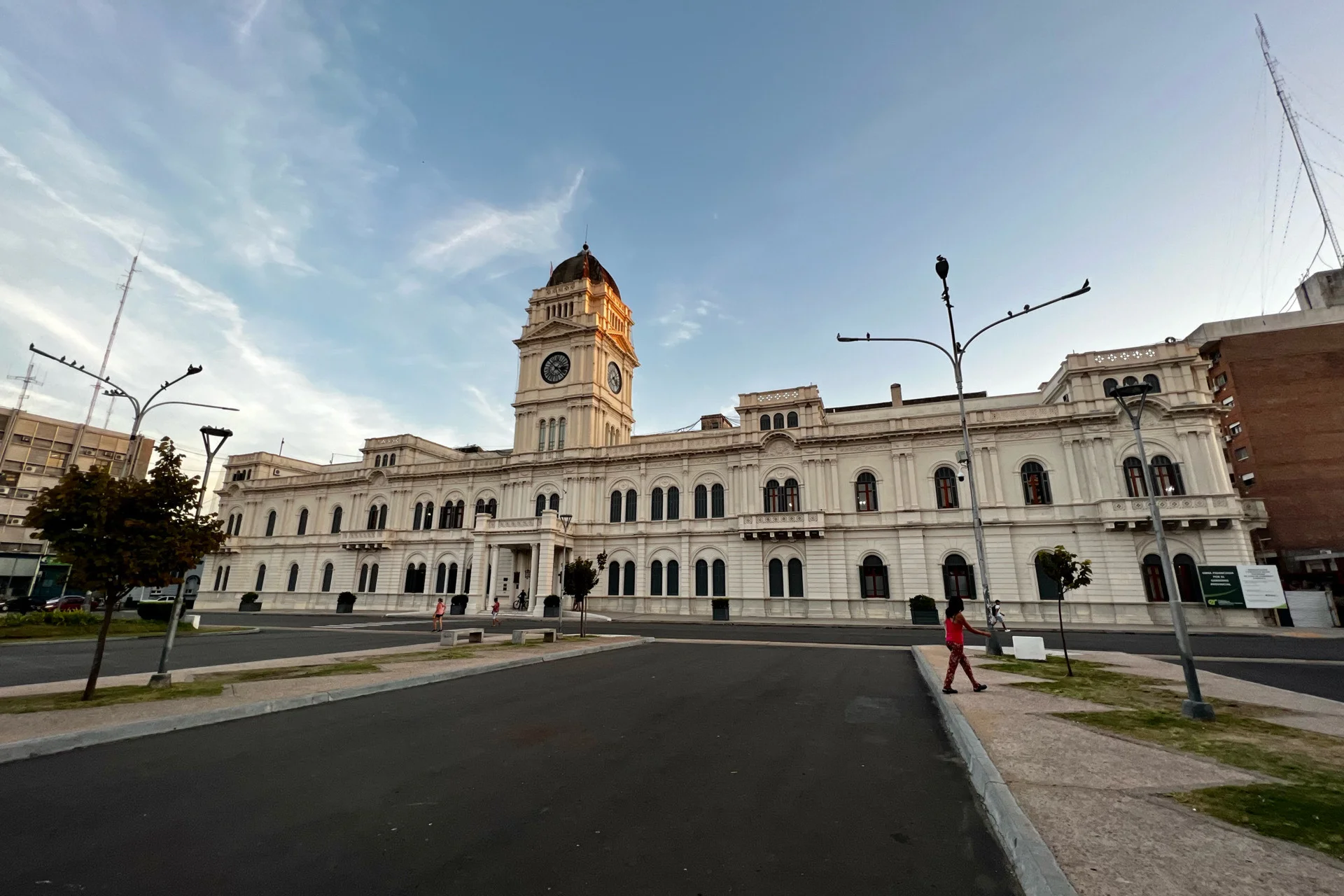 El Gobierno entrerriano se reúne este jueves con estatales y docentes en paritaria