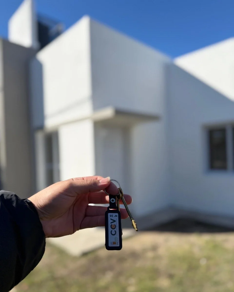 María Grande ; ¡Entrega de una nueva vivienda del Círculo Cerrado de Viviendas!