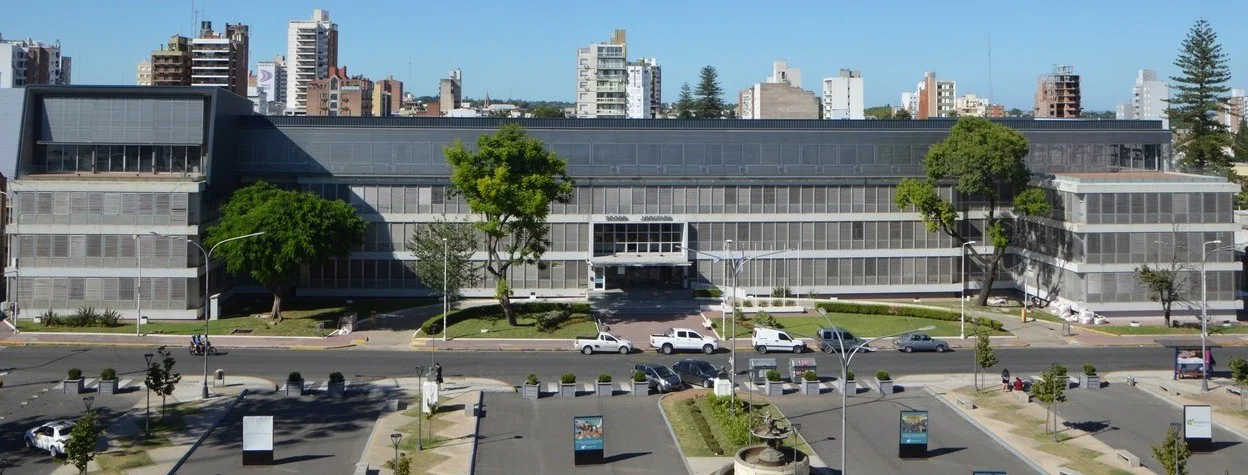 Edificio-Tribunales-de-Parana
